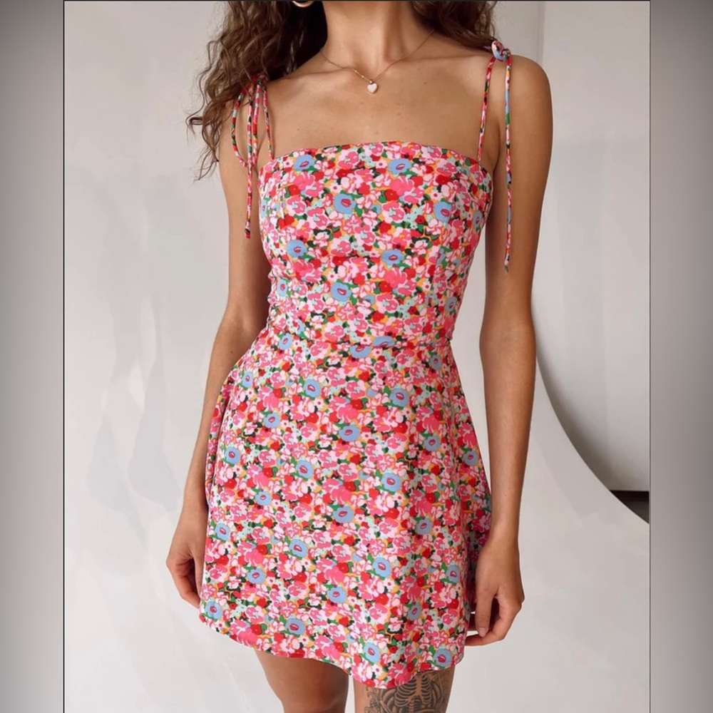 Mini pink flora dress